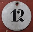 Porzellan Hausnummer 12
